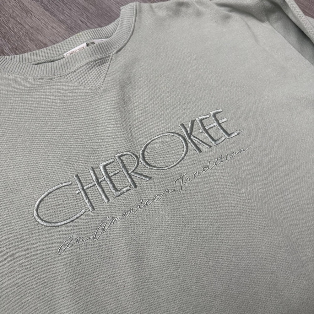Vintage Cherokee Embroidered Crew Neck Sweatshirt